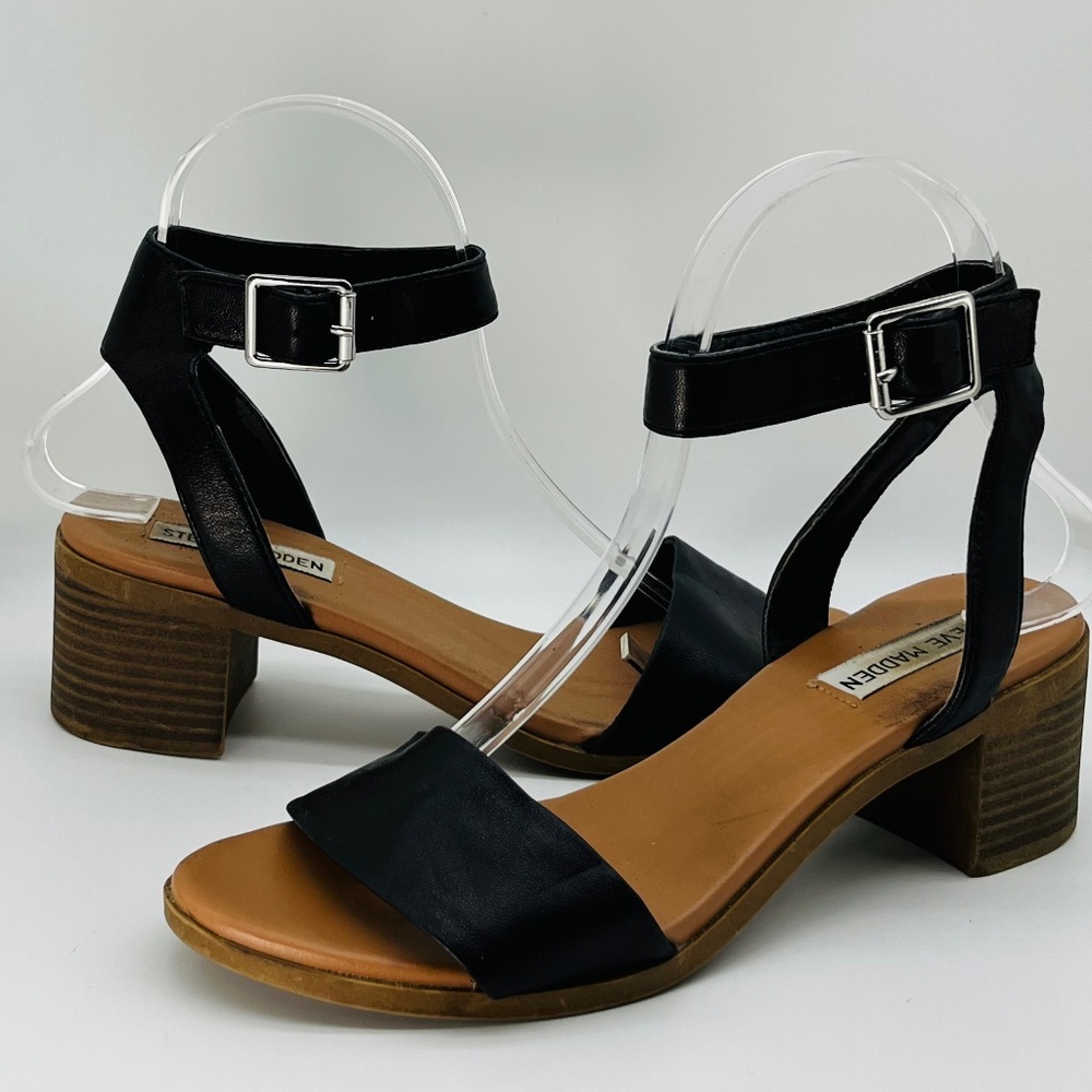 Steve Madden Leather Ankle Strap Sandals. 6.5M